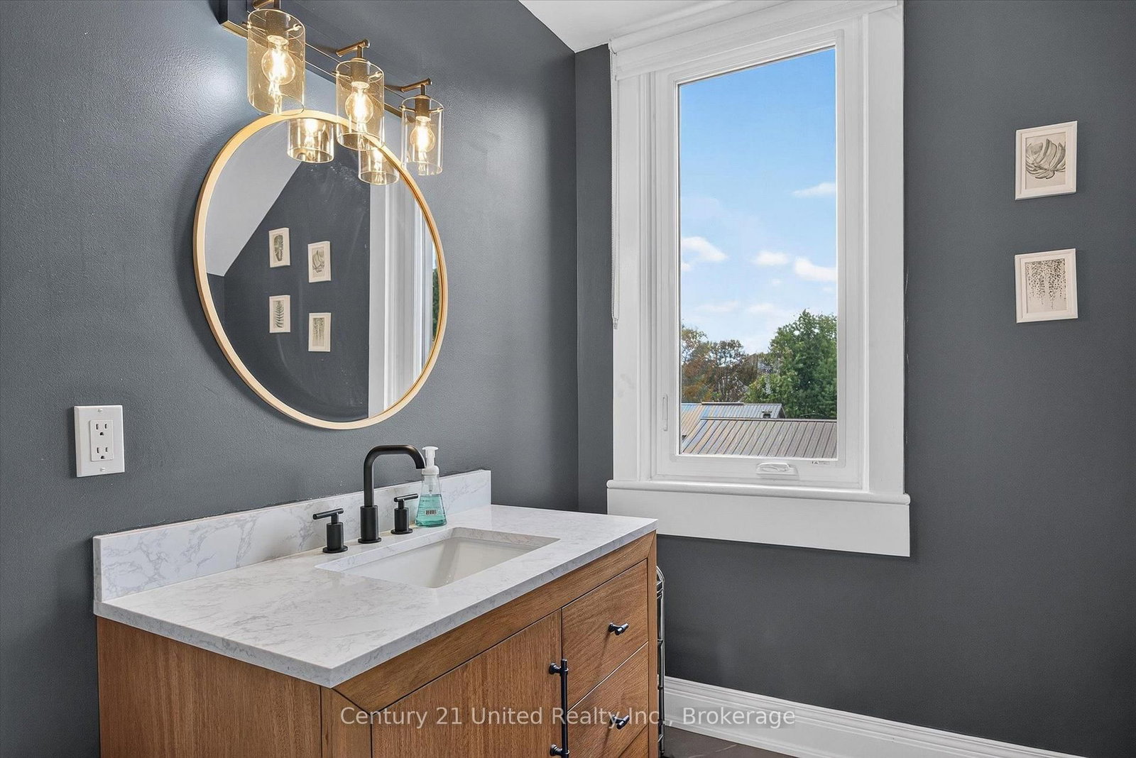 9 Crandall Street • Kawartha Lakes, ON photo 16