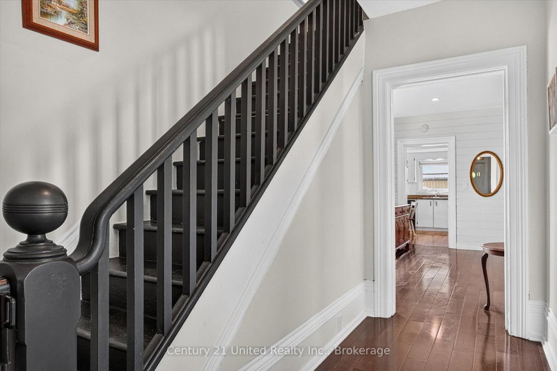 9 Crandall Street