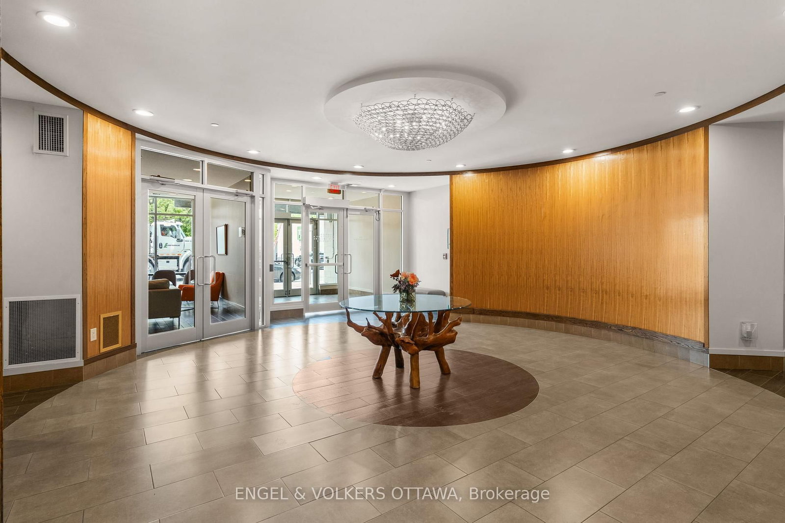 131 Holland Avenue • #602 • Ottawa, ON photo 3