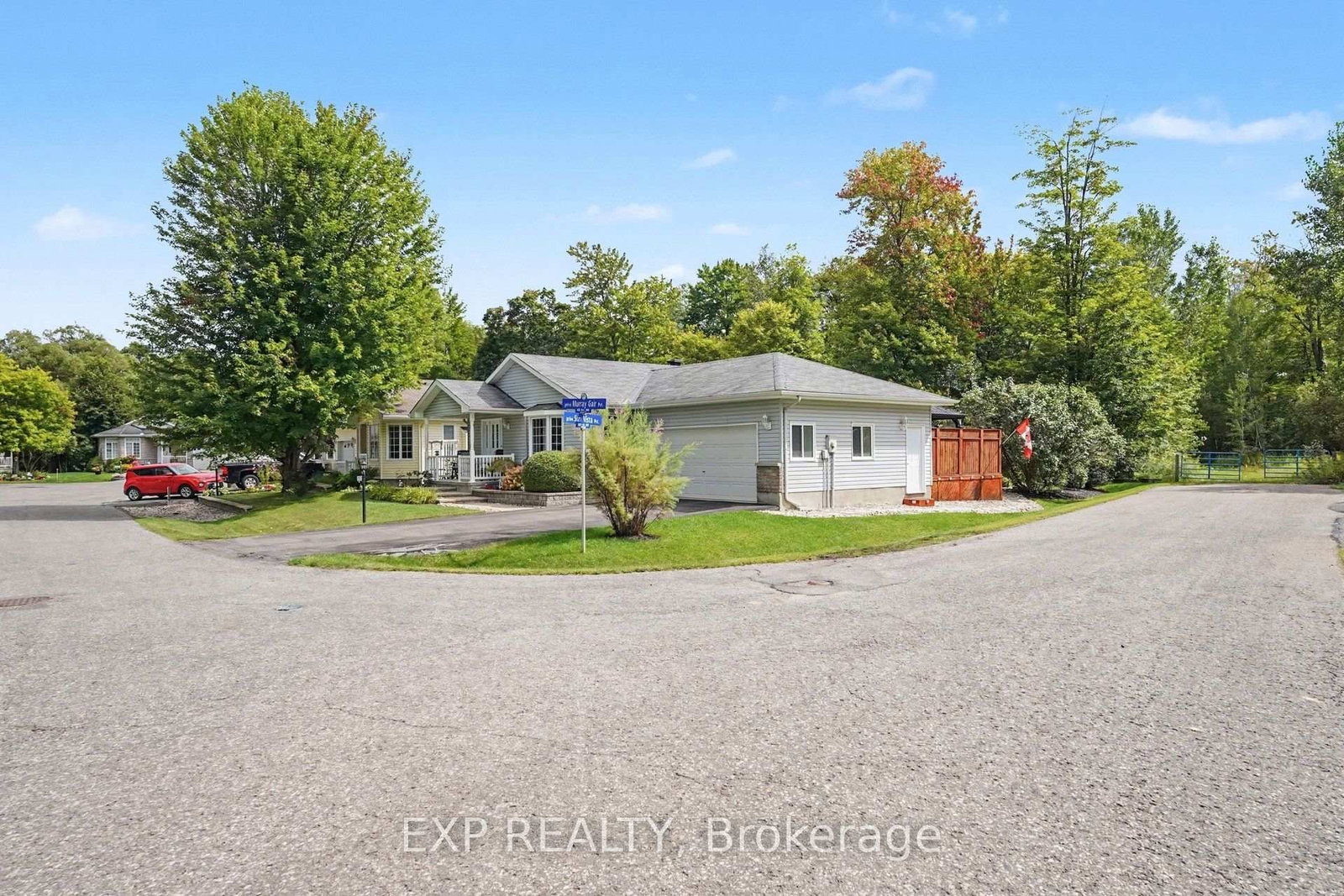 1000 Murray Gair Private • Ottawa, ON photo 4