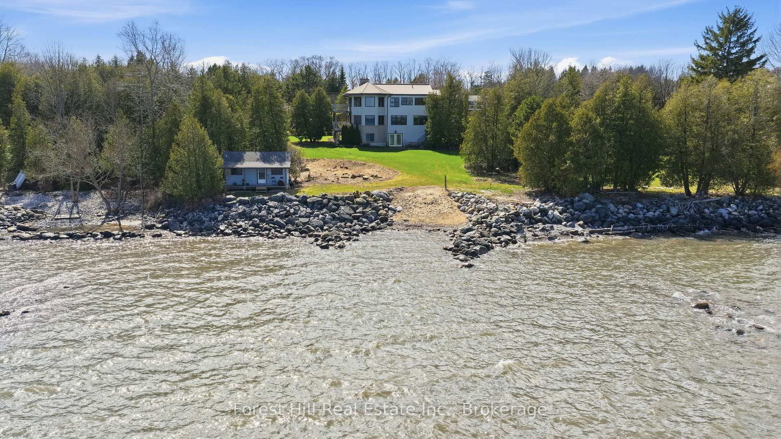 295 Lakeshore Road N • Meaford, ON photo 2