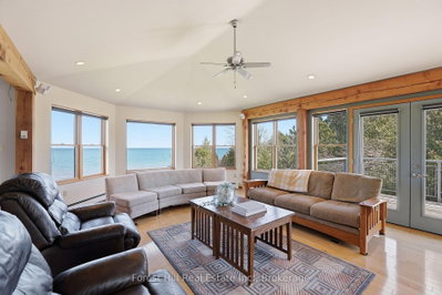 295 Lakeshore Road N • Meaford, ON photo 7