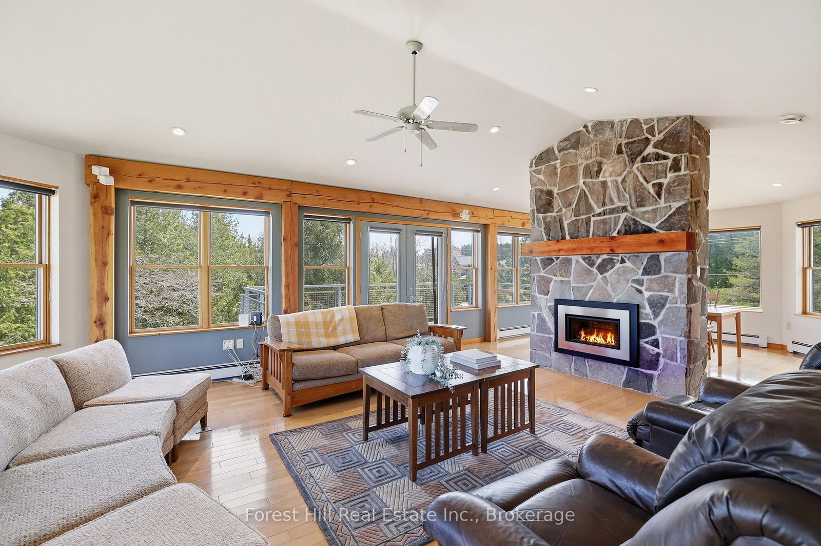 295 Lakeshore Road N • Meaford, ON photo 8