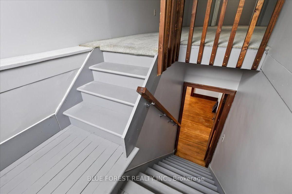 144 Clyde Street • Adelaide Metcalfe, ON photo 25