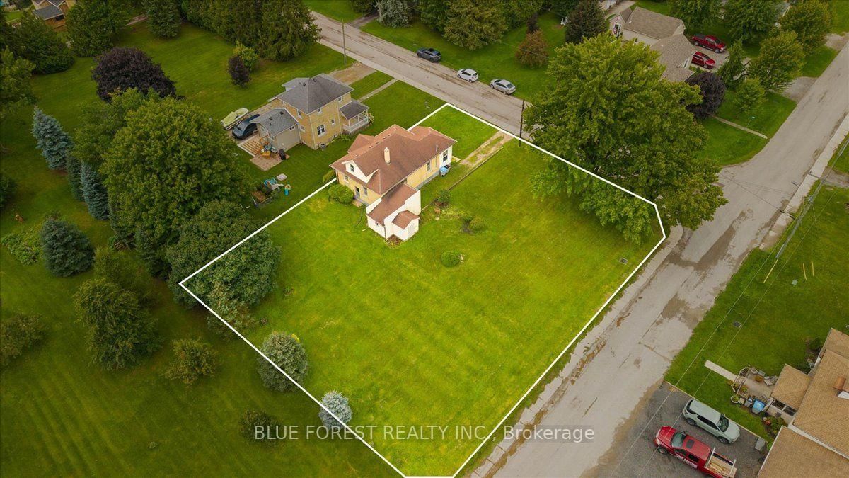 144 Clyde Street • Adelaide Metcalfe, ON photo 29