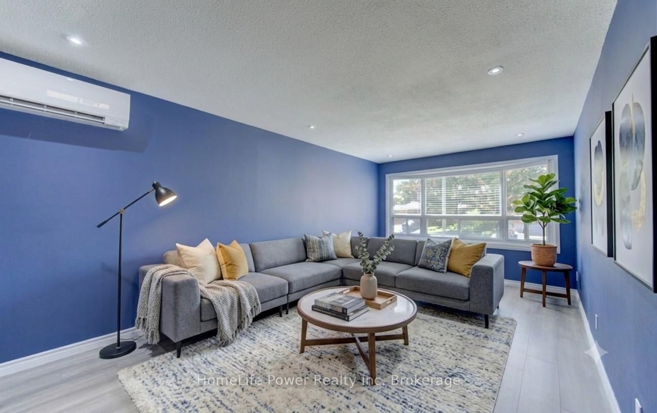 136 Dunsmere Drive • Kitchener, ON photo 8