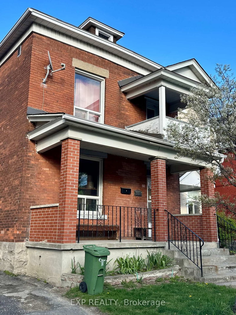 57 Spadina Avenue