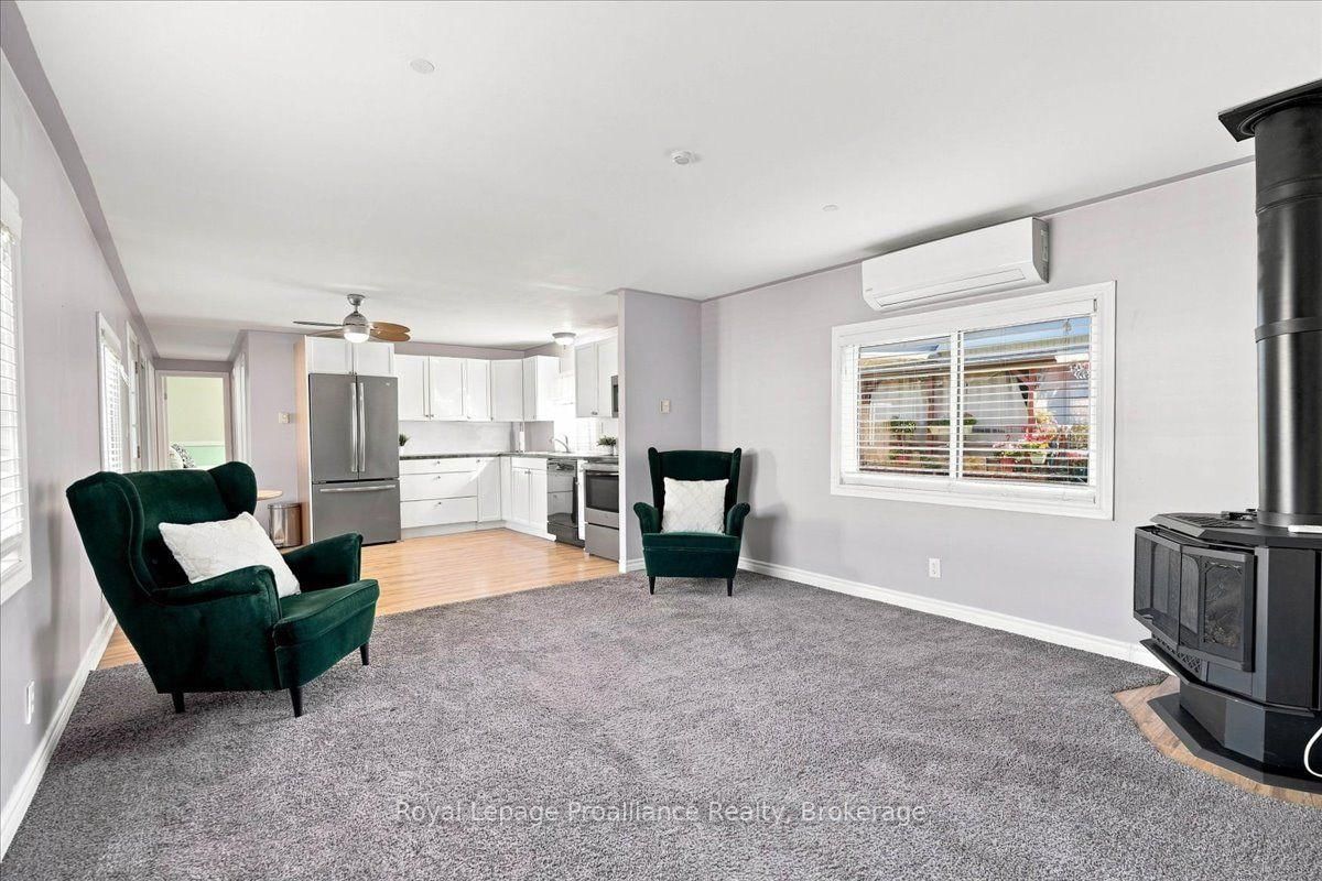 10 Nightingale Lane • Quinte West, ON photo 12