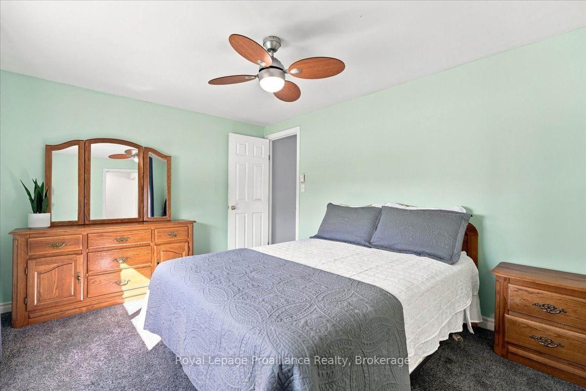 10 Nightingale Lane • Quinte West, ON photo 16