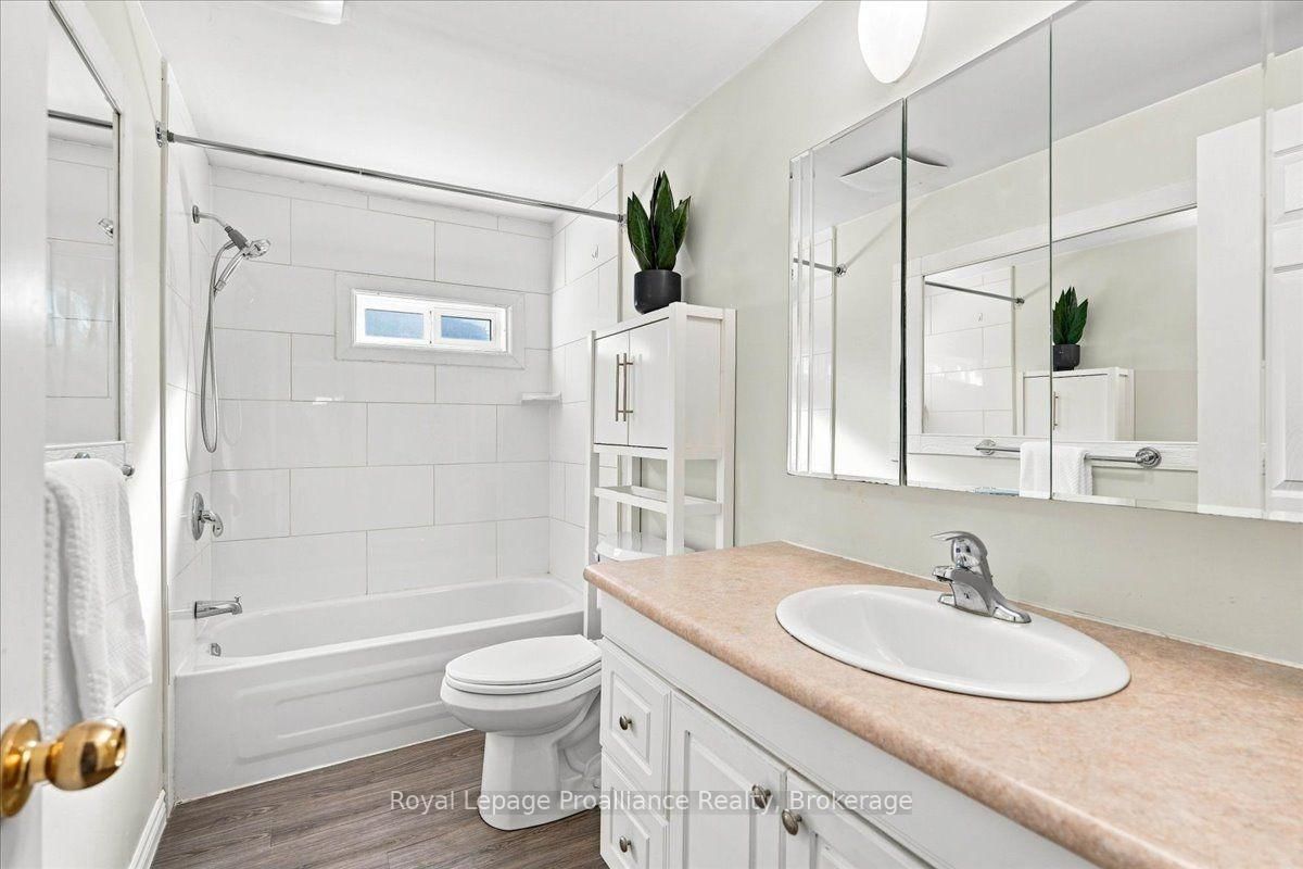 10 Nightingale Lane • Quinte West, ON photo 21