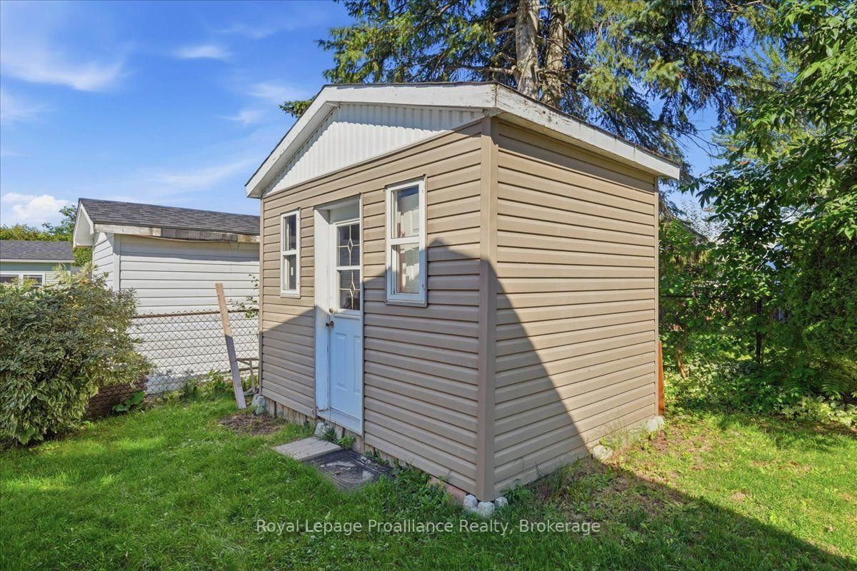 10 Nightingale Lane • Quinte West, ON photo 31