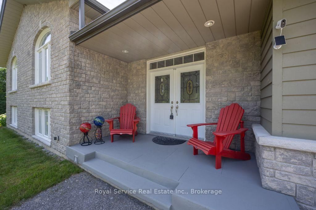 821 Kimberly Drive • Selwyn, ON photo 4