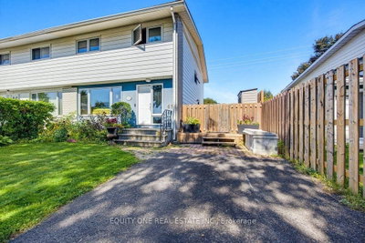 45 Southview Crescent • Ottawa, ON photo 2