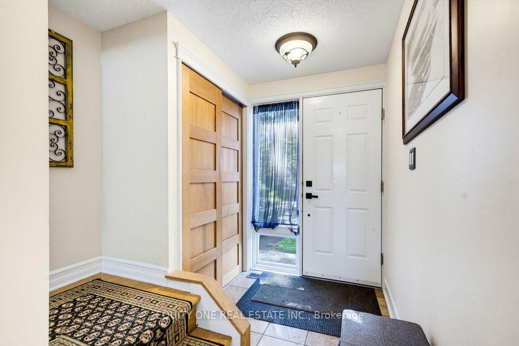 45 Southview Crescent • Ottawa, ON photo 6