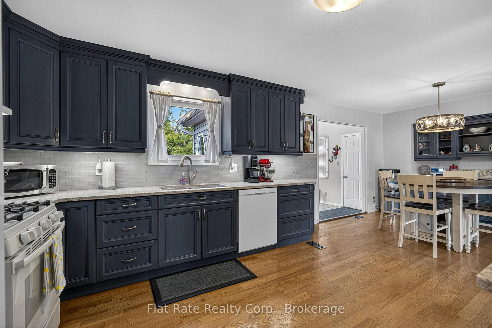 109 PINECREST Avenue • Otonabee-South Monaghan, ON photo 16
