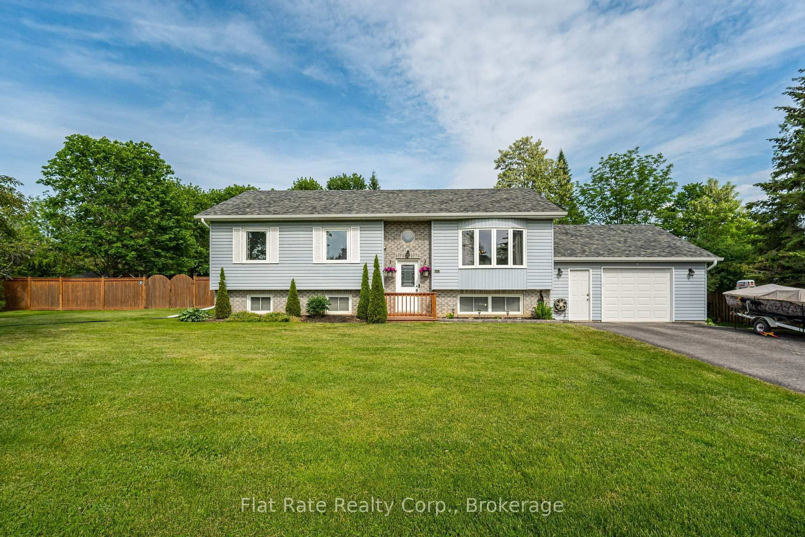 109 PINECREST Avenue • Otonabee-South Monaghan, ON photo 4