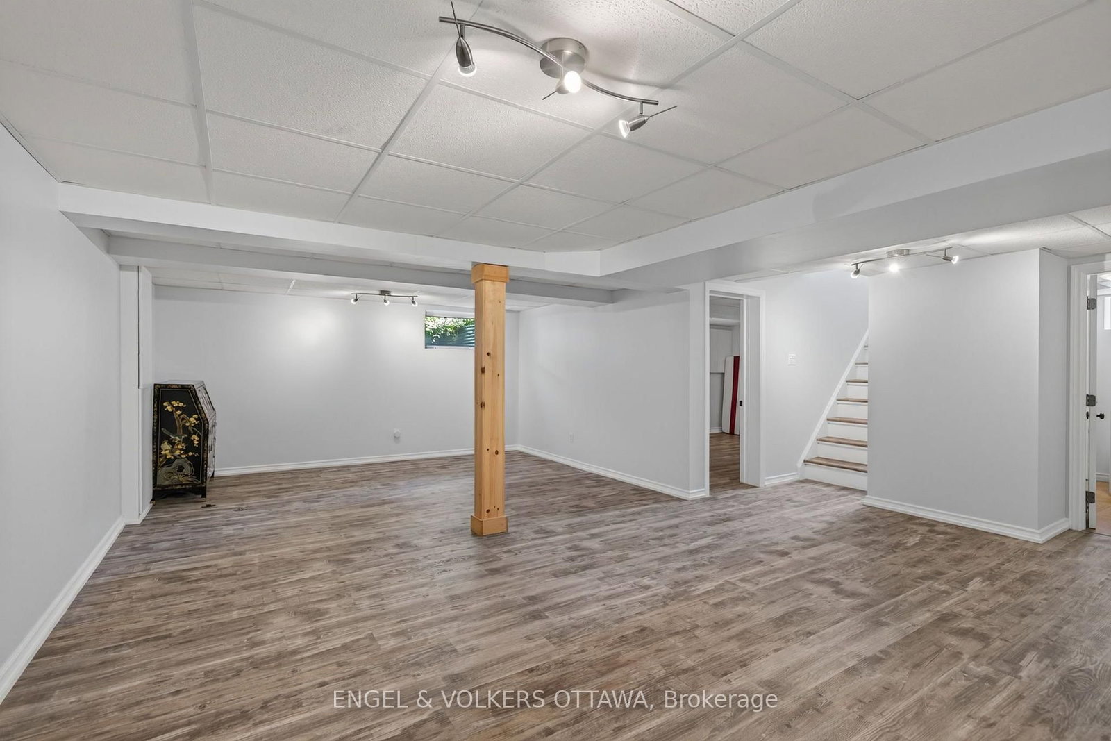 134 Rachael Avenue • Ottawa, ON photo 16