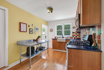 134 Rachael Avenue • Ottawa, ON photo 9