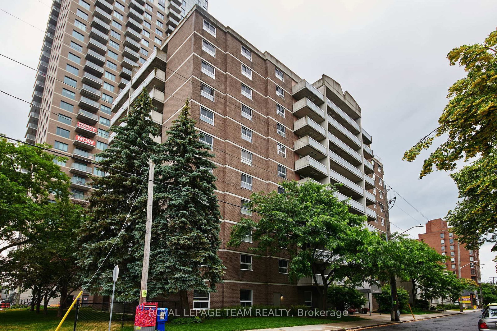 110 Forward Avenue • #904 • Ottawa, ON photo 3