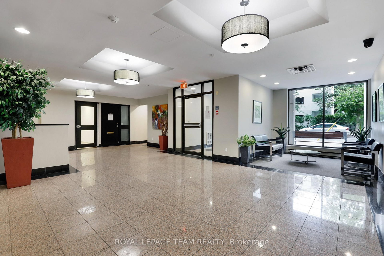 110 Forward Avenue • #904 • Ottawa, ON photo 8
