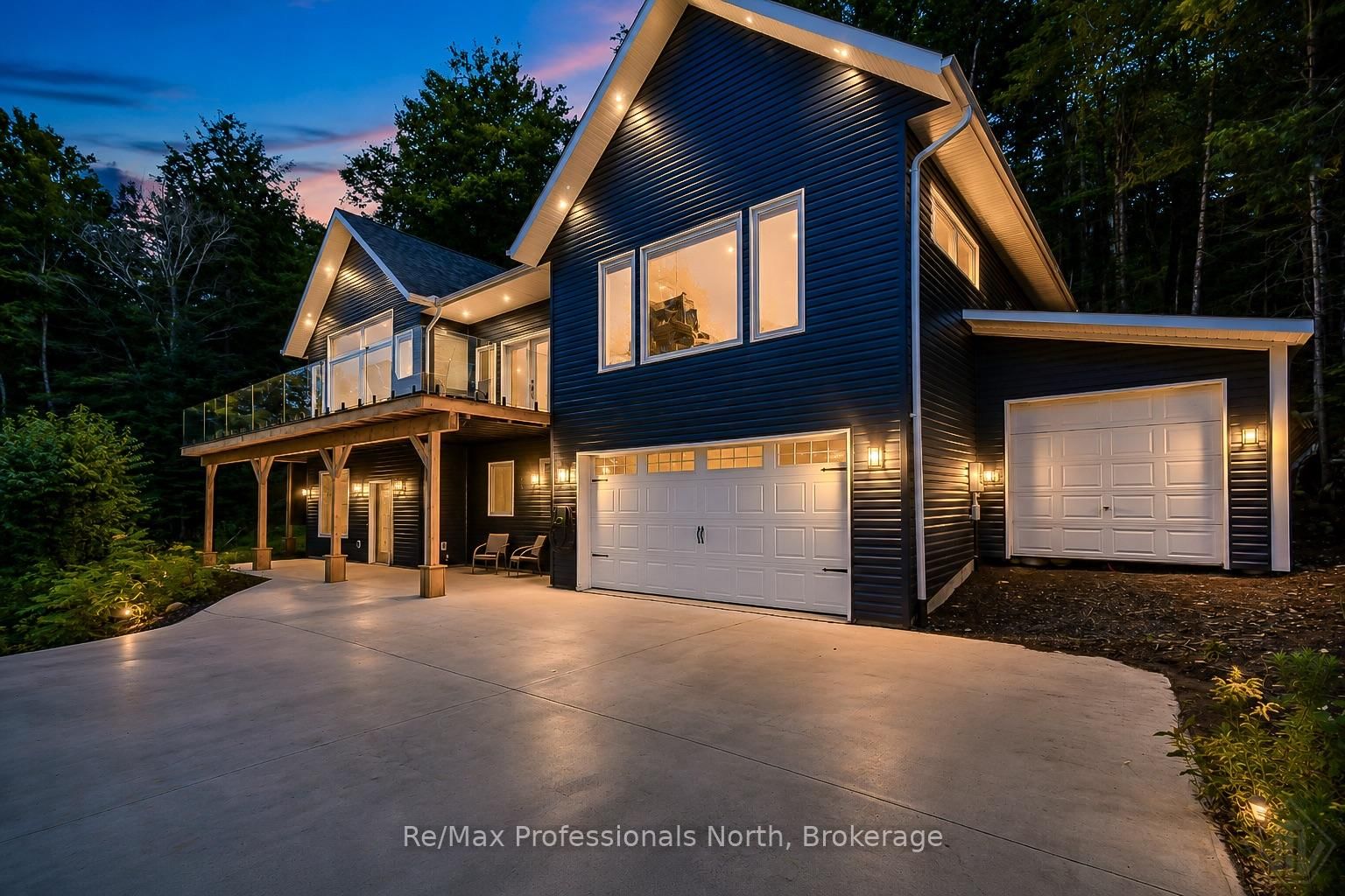 1420 Echo Lake Road • Lake of Bays, ON photo 1
