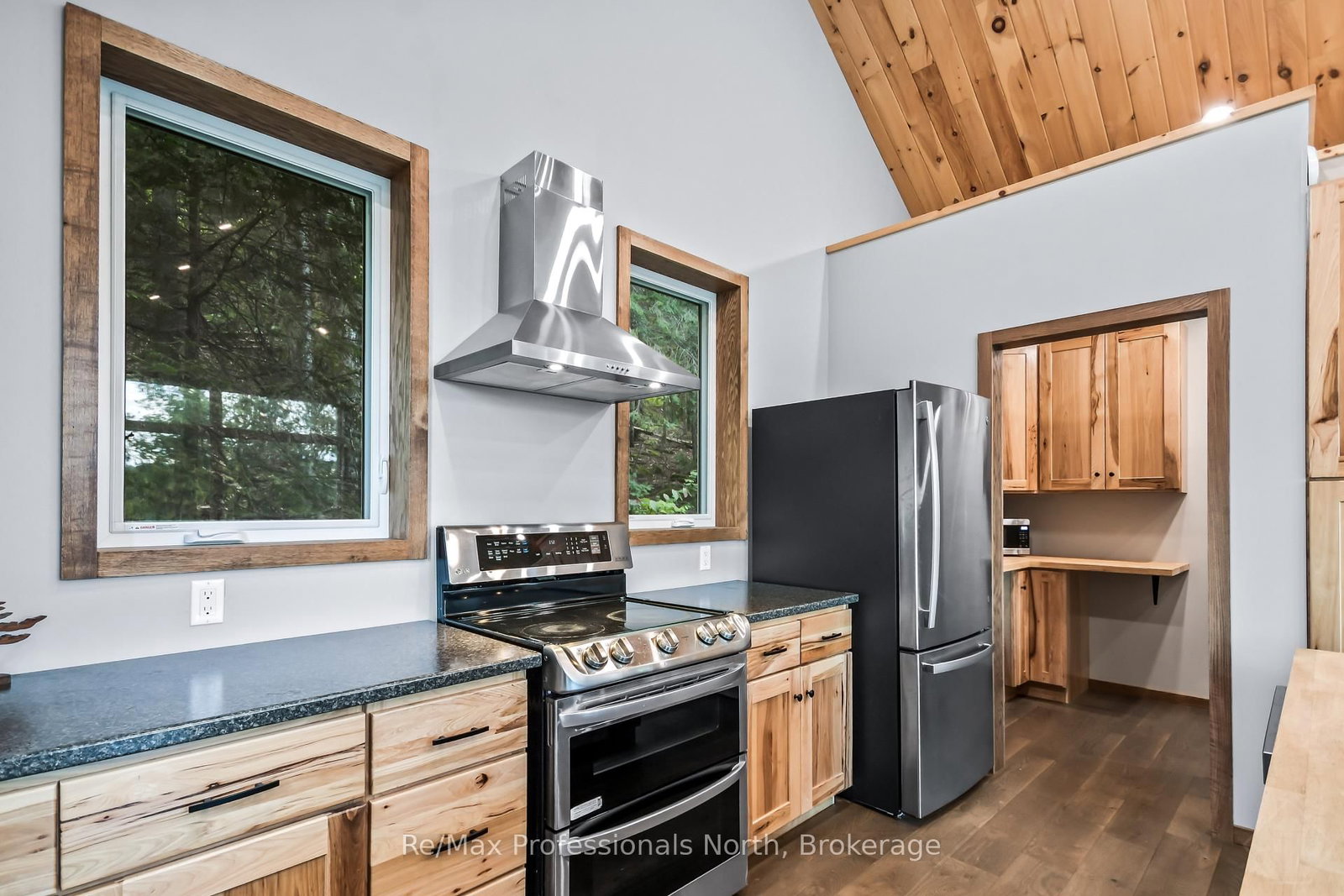1420 Echo Lake Road • Lake of Bays, ON photo 19