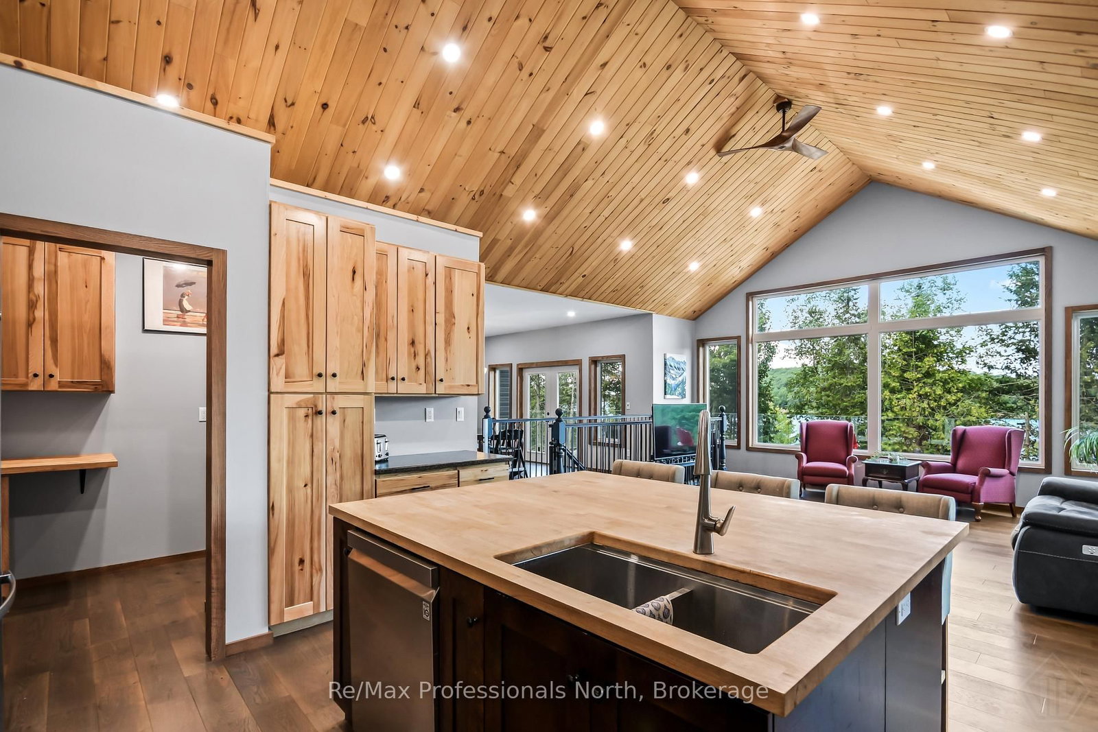 1420 Echo Lake Road • Lake of Bays, ON photo 21