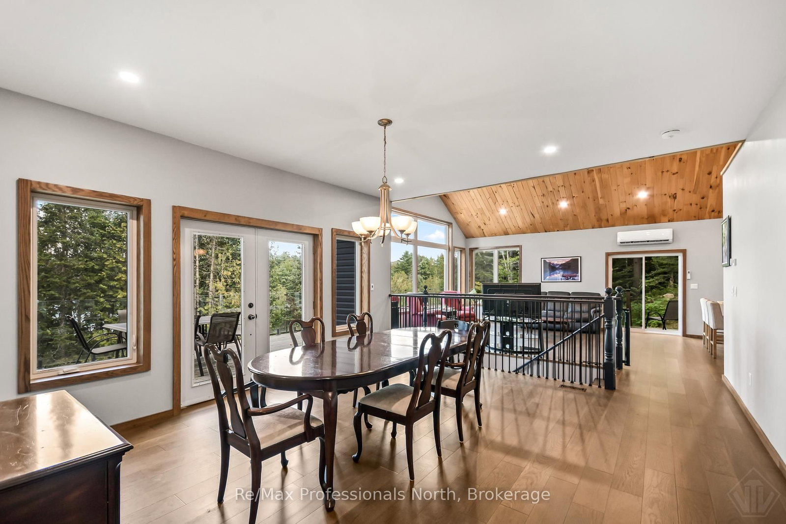 1420 Echo Lake Road • Lake of Bays, ON photo 25