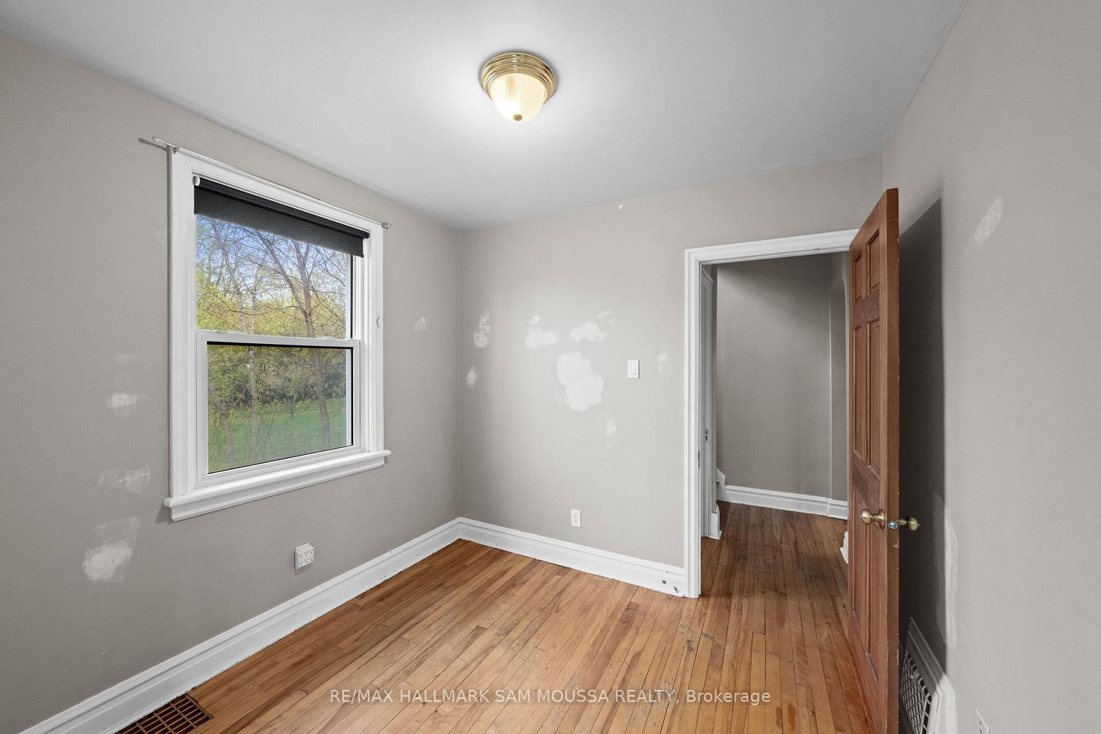 378 Byron Avenue • Ottawa, ON photo 12