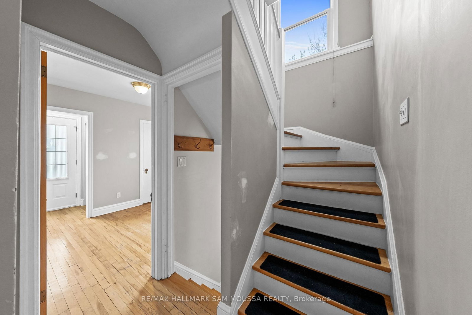 378 Byron Avenue • Ottawa, ON photo 13
