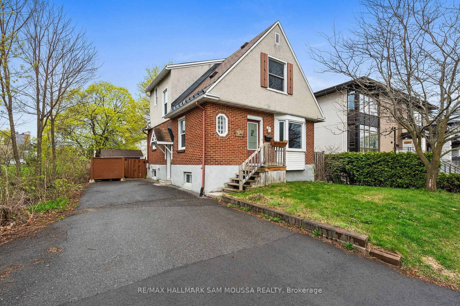 378 Byron Avenue • Ottawa, ON photo 2