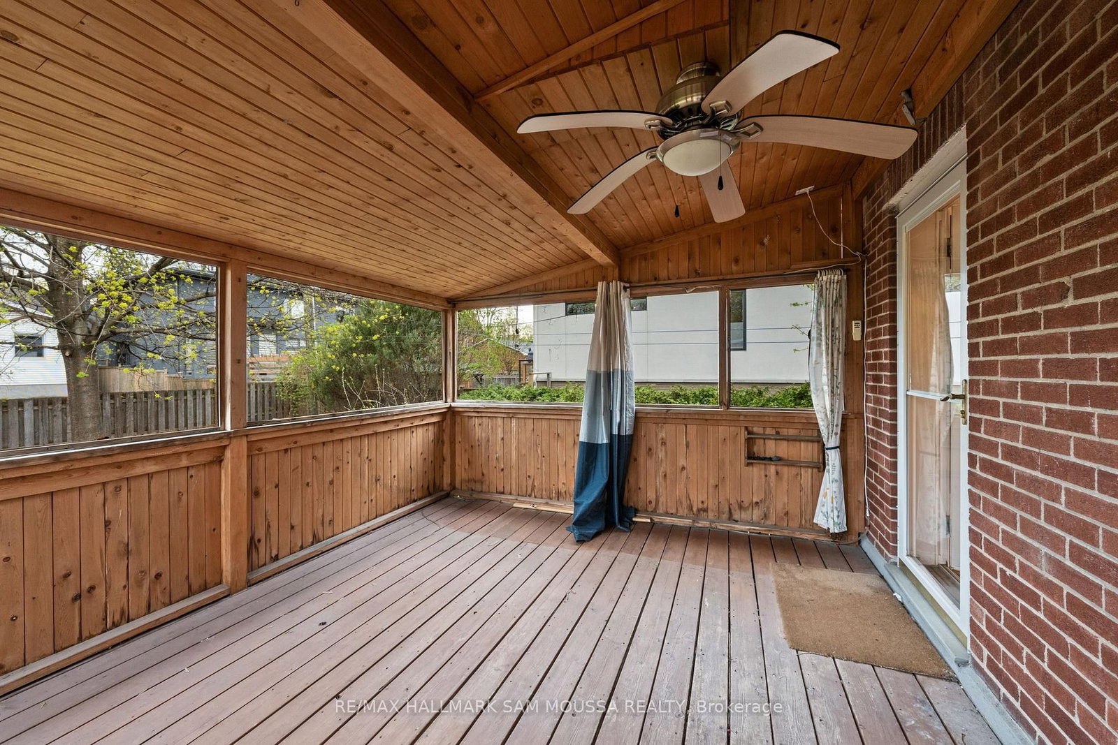 378 Byron Avenue • Ottawa, ON photo 28