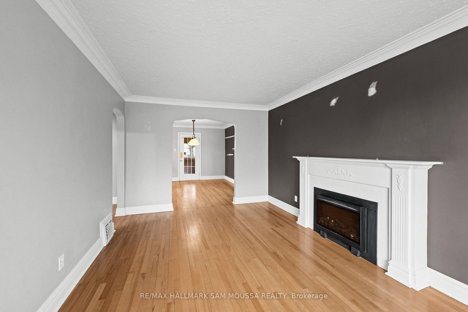 378 Byron Avenue • Ottawa, ON photo 5