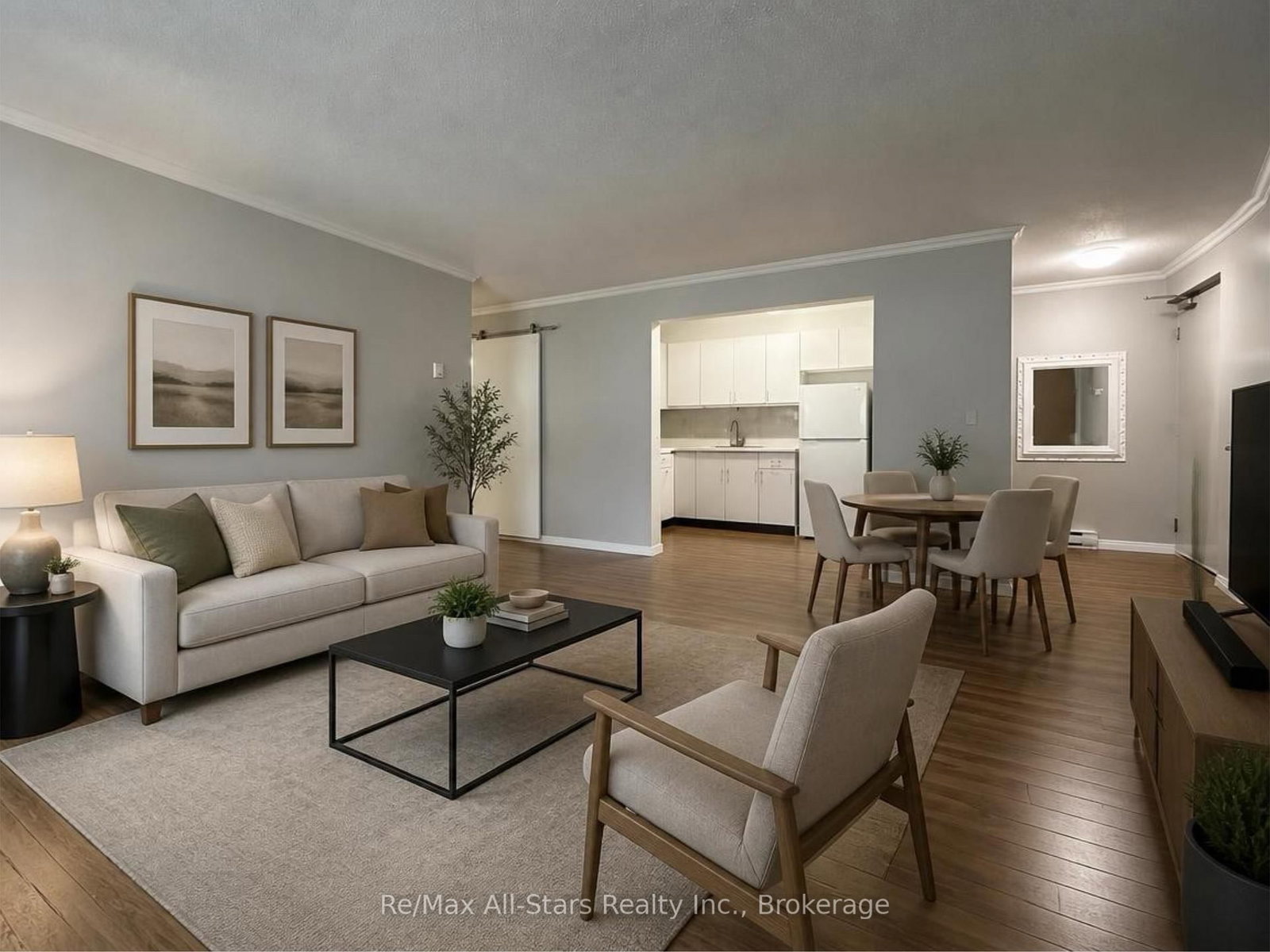 15 Clifton Street • #101 • Kawartha Lakes, ON photo 3