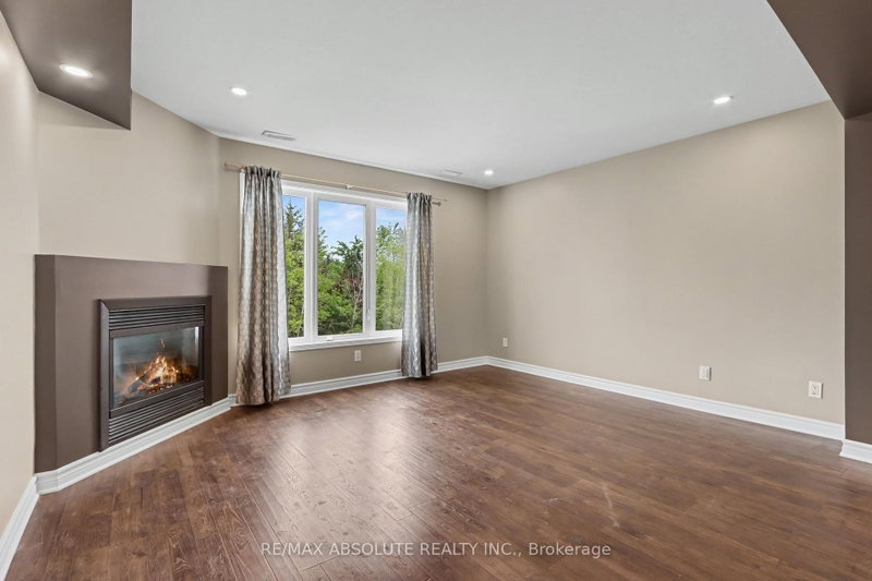 294 Cresthaven Drive