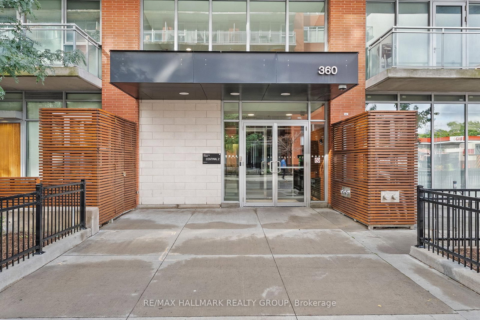 360 Mcleod Street • #515 • Ottawa, ON photo 22
