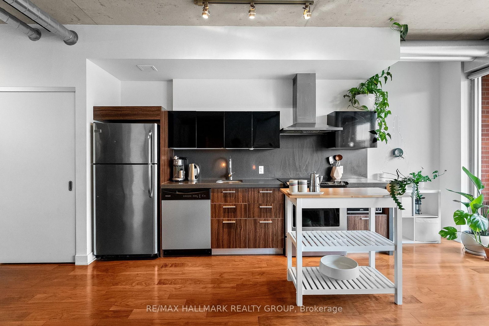 360 Mcleod Street • #515 • Ottawa, ON photo 4