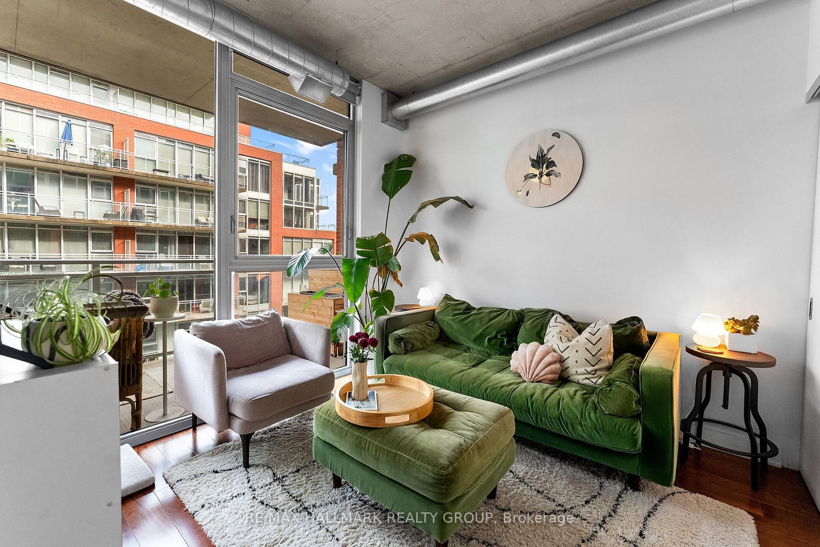 360 Mcleod Street • #515 • Ottawa, ON photo 5