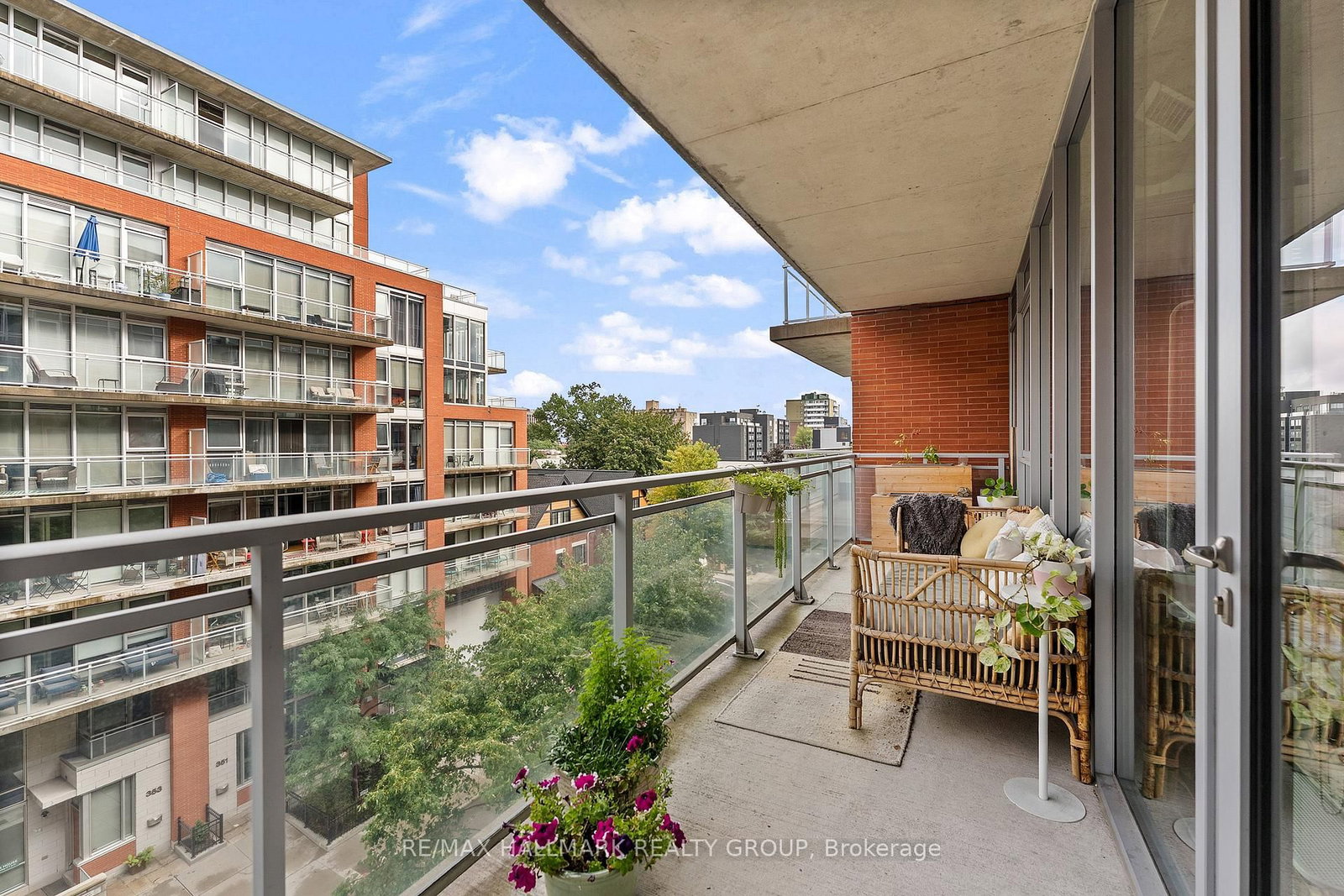 360 Mcleod Street • #515 • Ottawa, ON photo 9