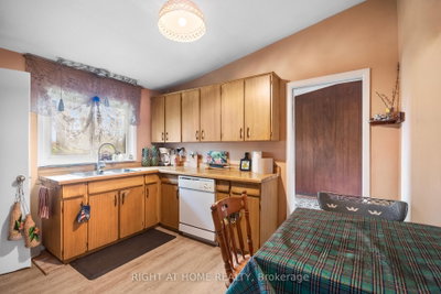776 Sunninghill Avenue • London North, ON photo 5