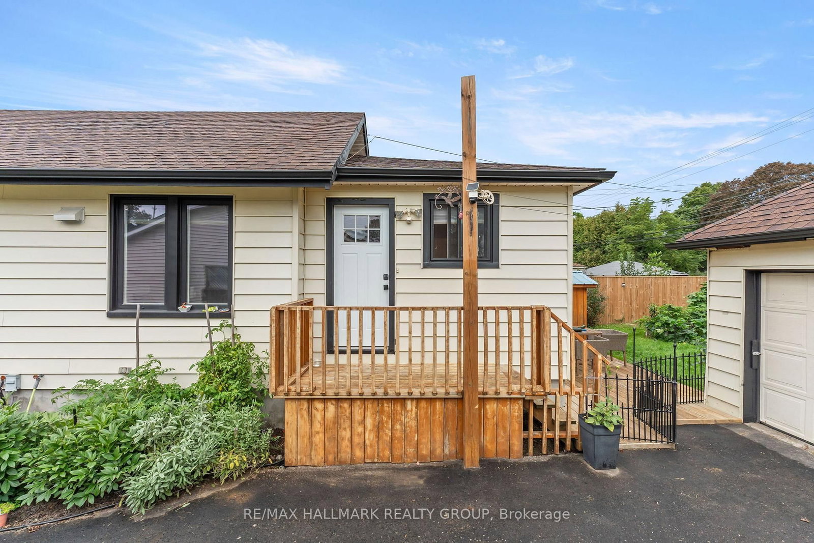 21 Sevenoaks Avenue • Brockville, ON photo 5