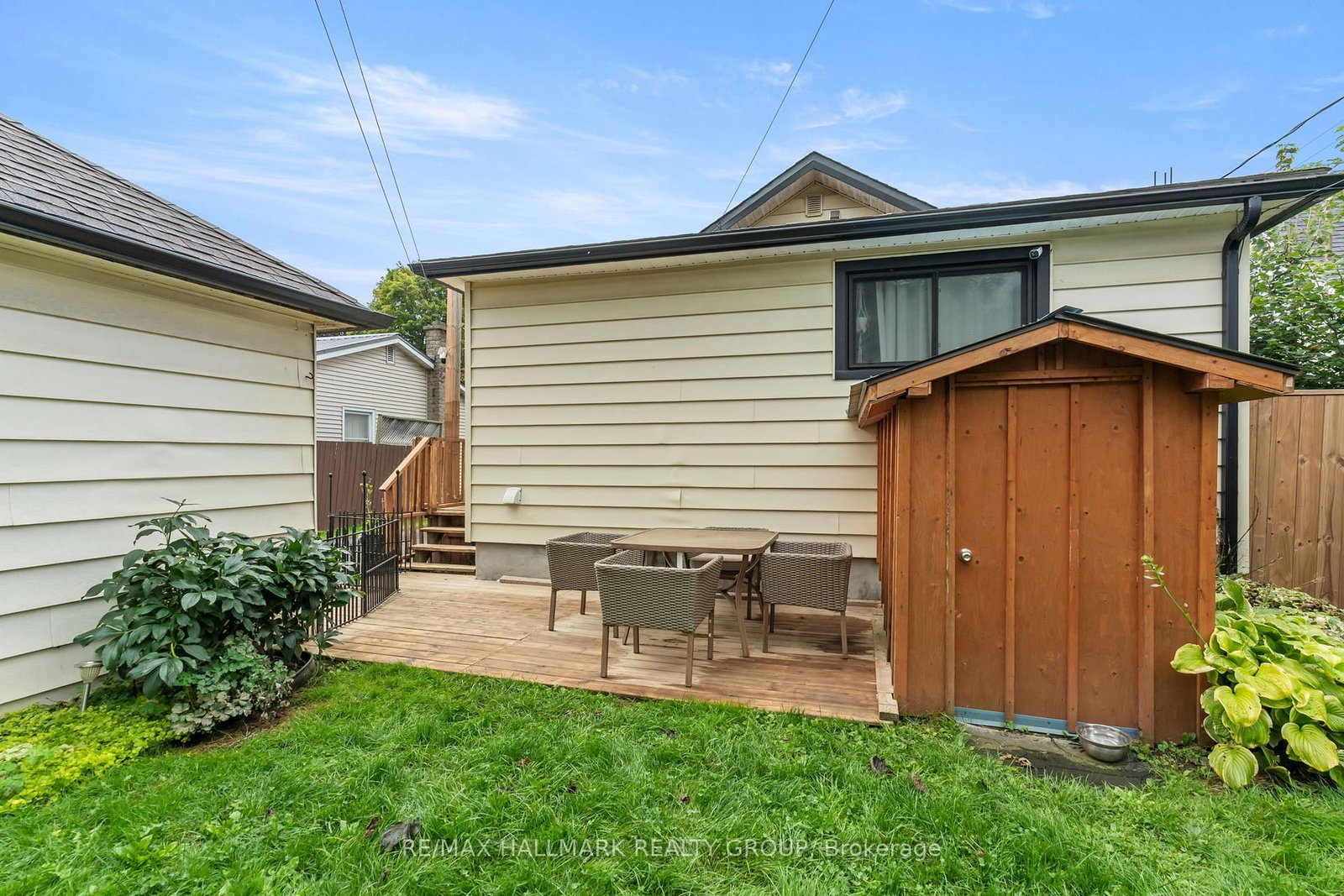 21 Sevenoaks Avenue • Brockville, ON photo 9