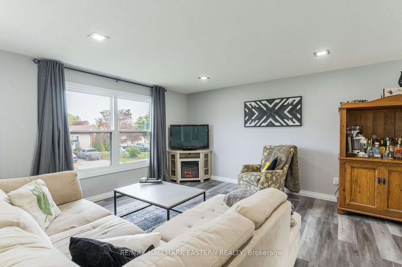 1663 Ramblewood Drive • Peterborough, ON photo 5