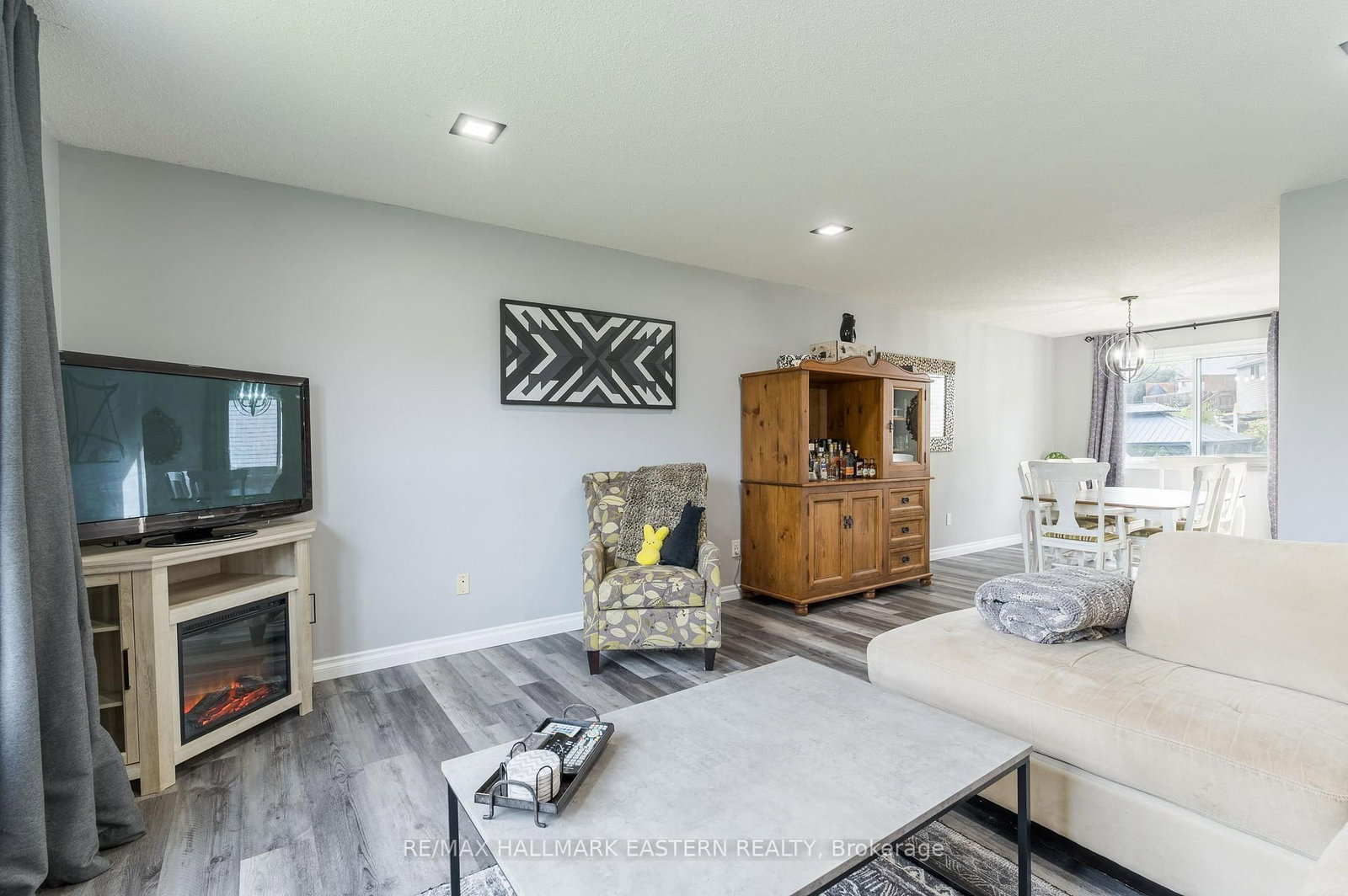 1663 Ramblewood Drive • Peterborough, ON photo 8