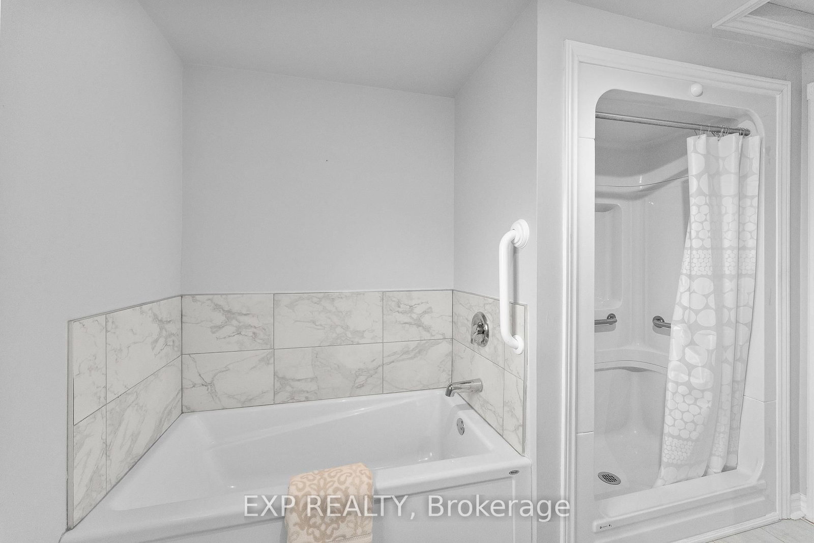 6246 Glengate Street • Niagara Falls, ON photo 18