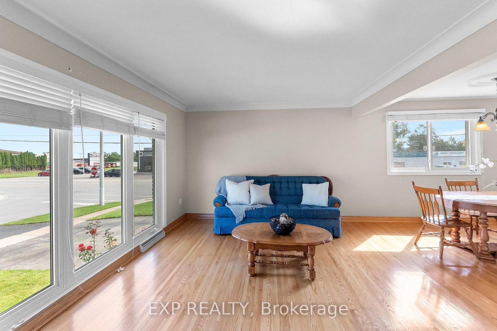 6246 Glengate Street • Niagara Falls, ON photo 6