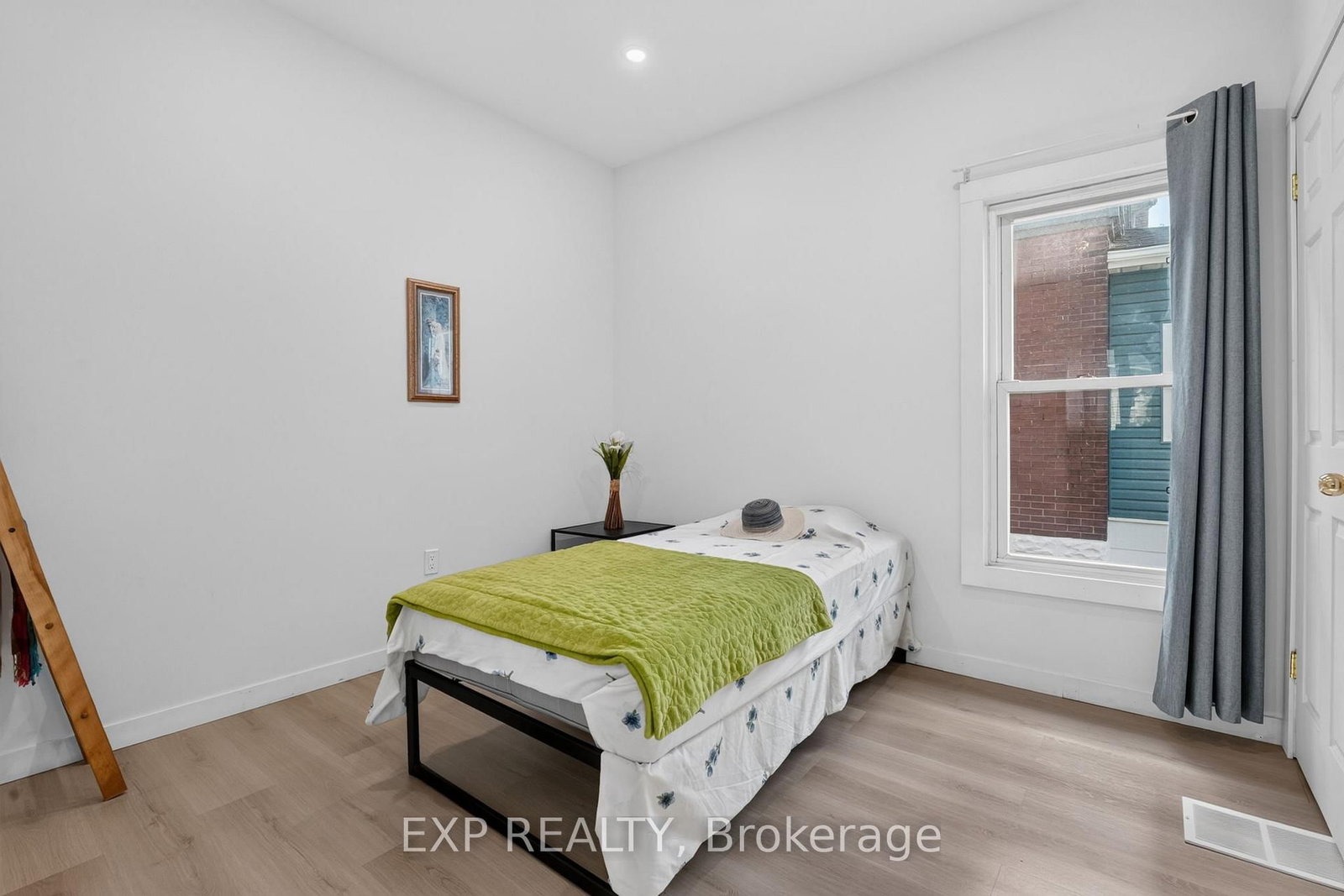 45 Phipps Street • Fort Erie, ON photo 14