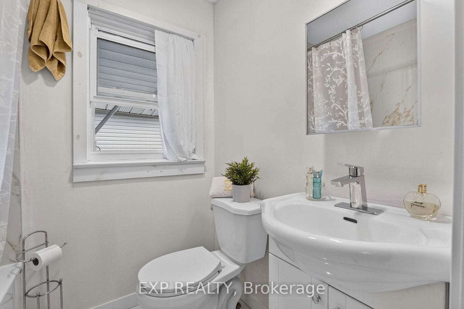 45 Phipps Street • Fort Erie, ON photo 32