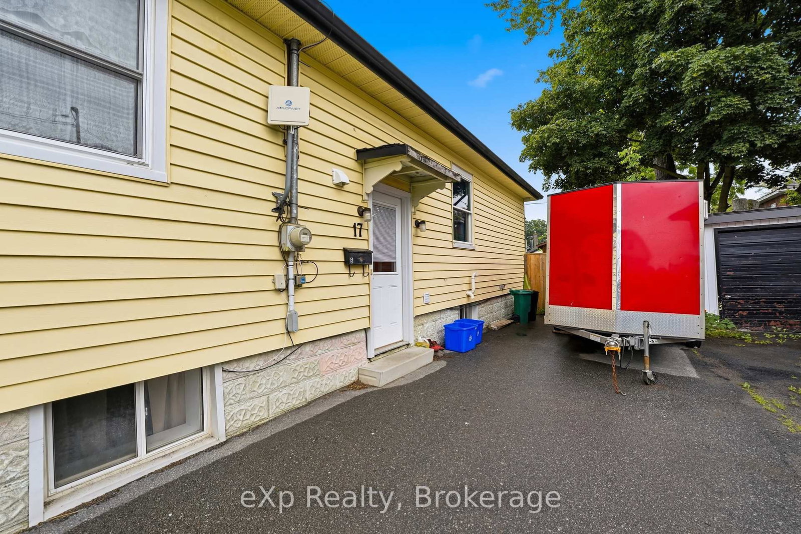 17 Burton Street • Belleville, ON photo 17