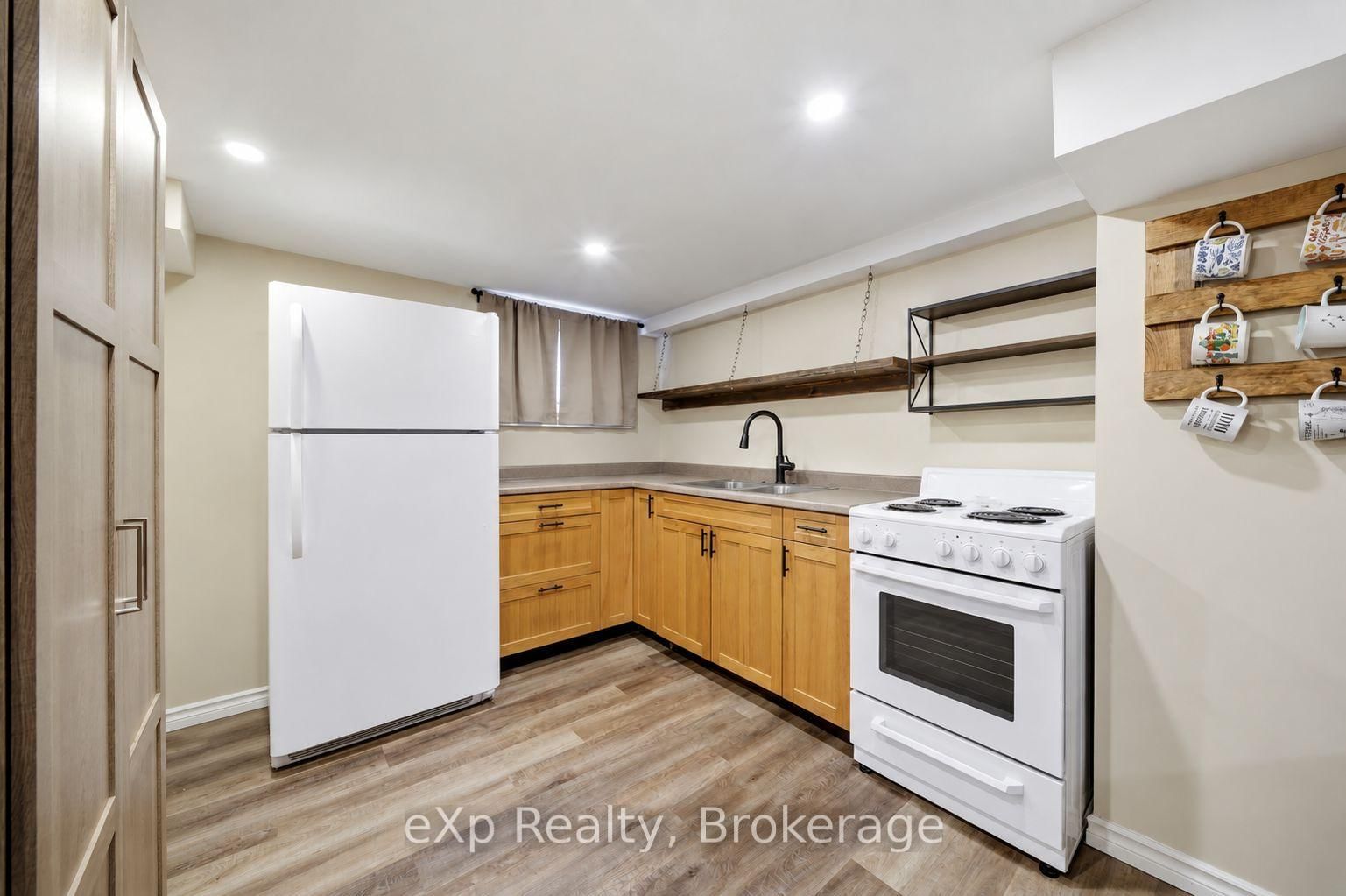 17 Burton Street • Belleville, ON photo 20